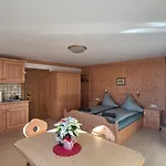 Apartament Theurerhof *